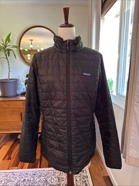 NWOT Patagonia Nano Puff Jacket